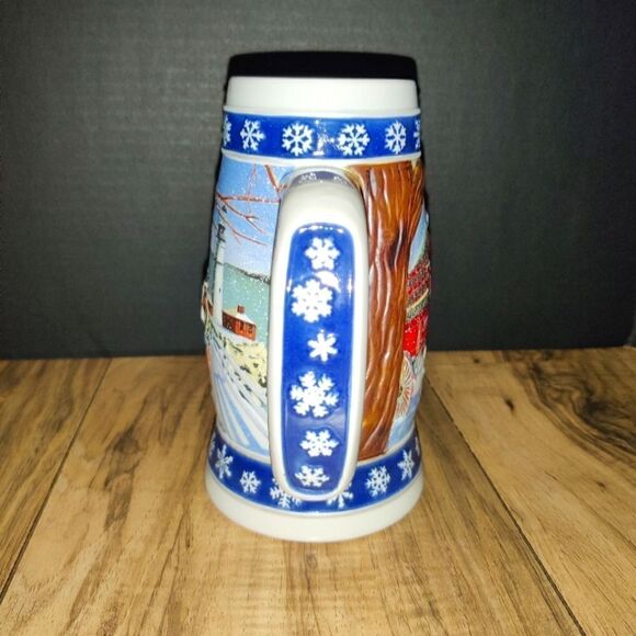 Budweiser Limited Edition Holiday Stein Vintage 1995 Lighting the Way Home - Picture 6 of 8
